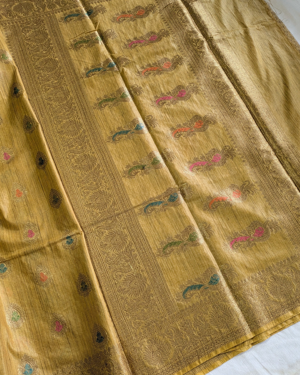 Banswara Silk Banarasi Golden