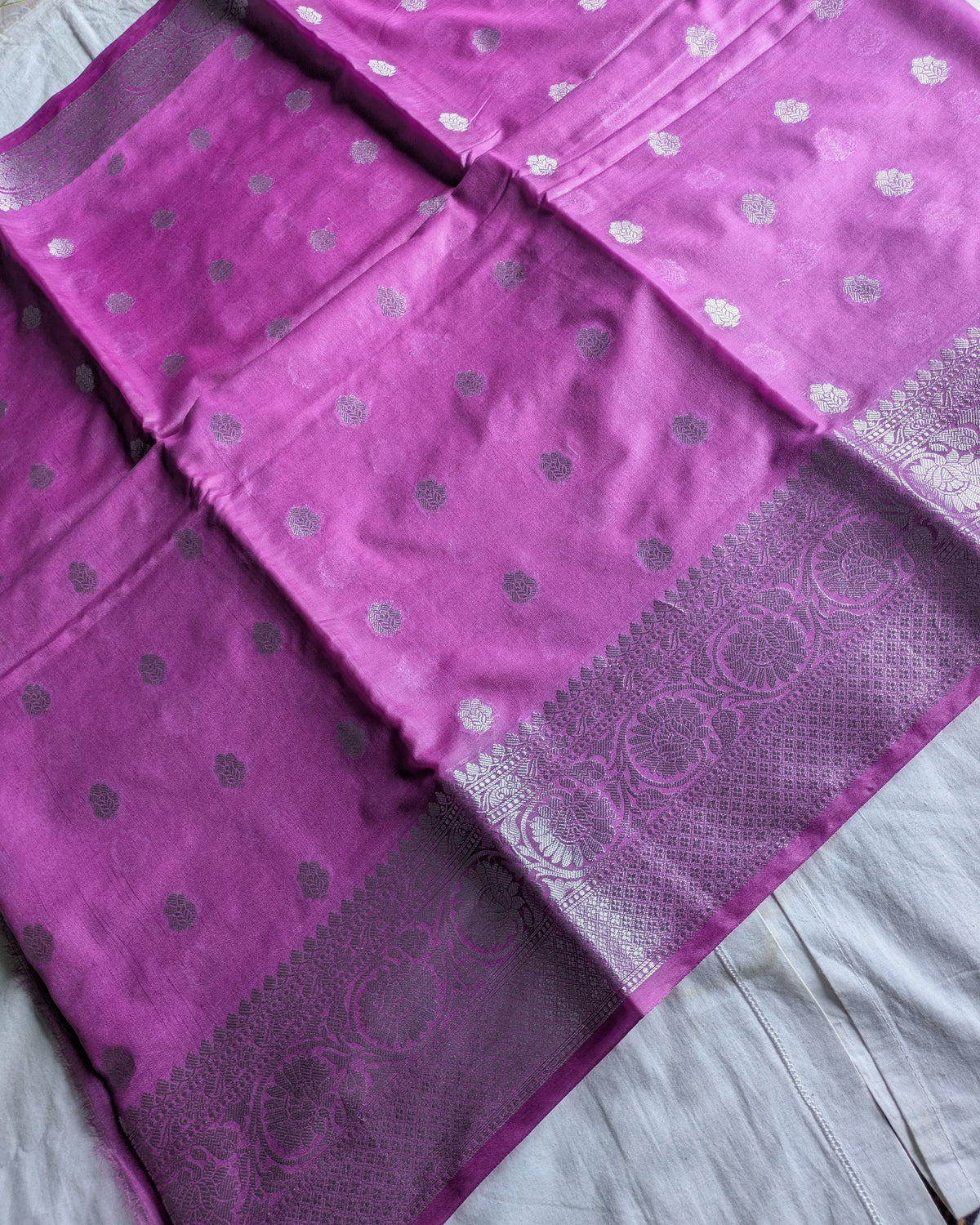 Banarasi Khaddi Gerogette Sari Light Purple