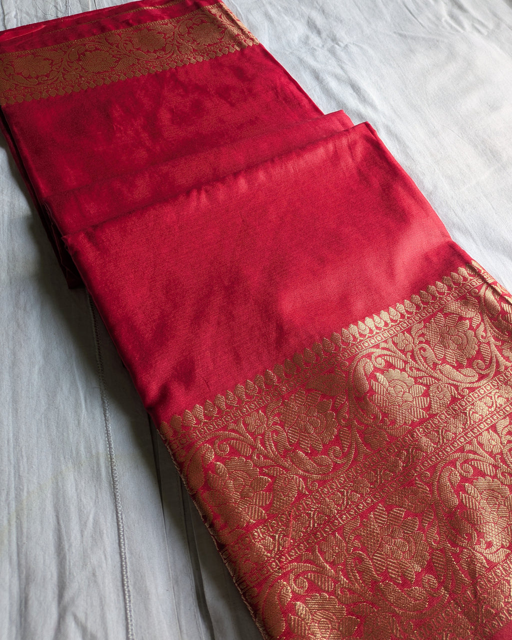 Katan Soft Banarasi Sari Red