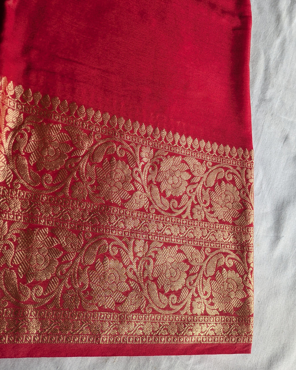 Katan Soft Banarasi Sari Red
