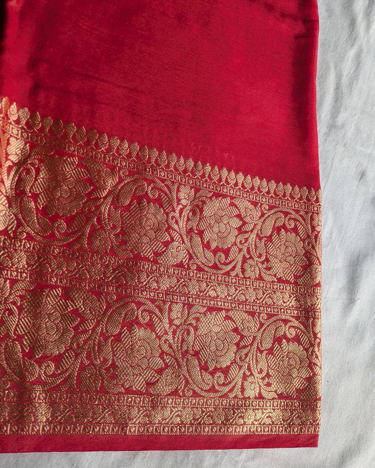 Katan Soft Banarasi Sari Red