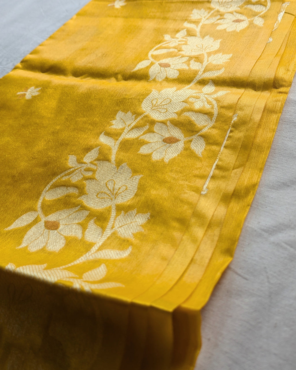 Tussar Jamdani Sari Yellow