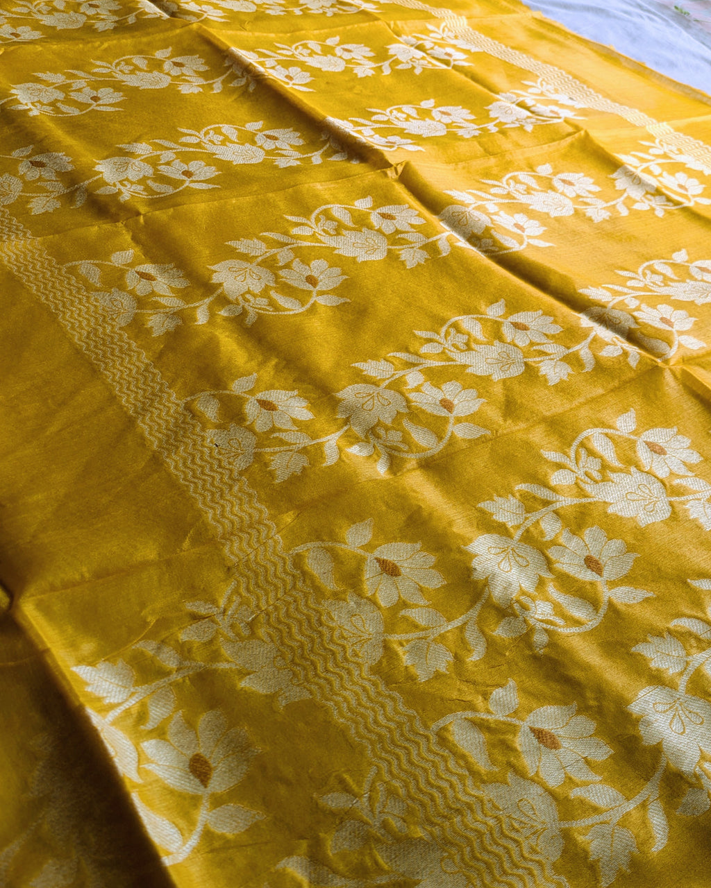 Tussar Jamdani Sari Yellow