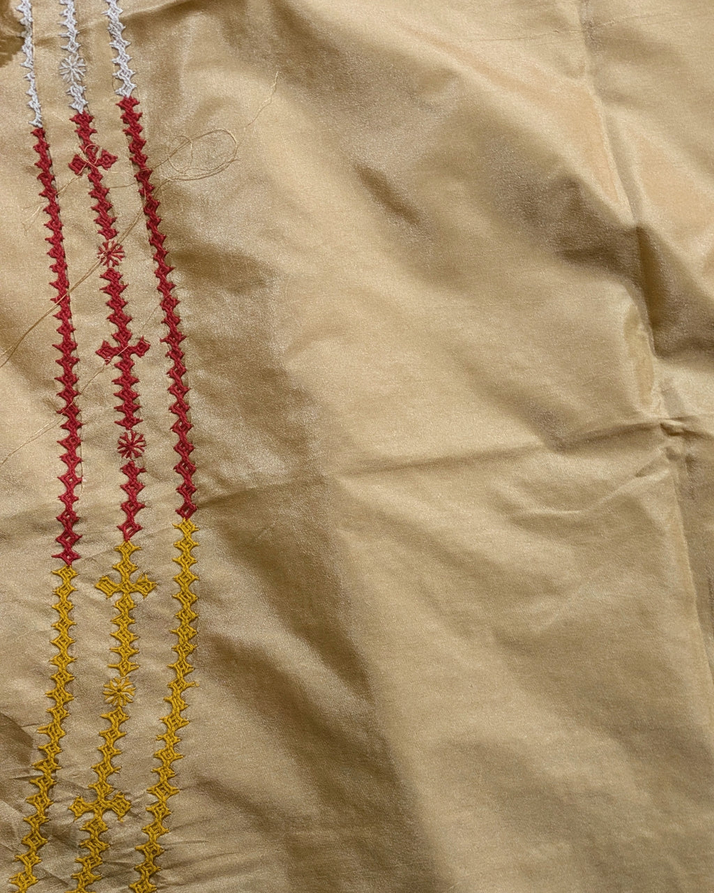 Gujrati Stitch Sari with Blouse Piece Biscuit Colour