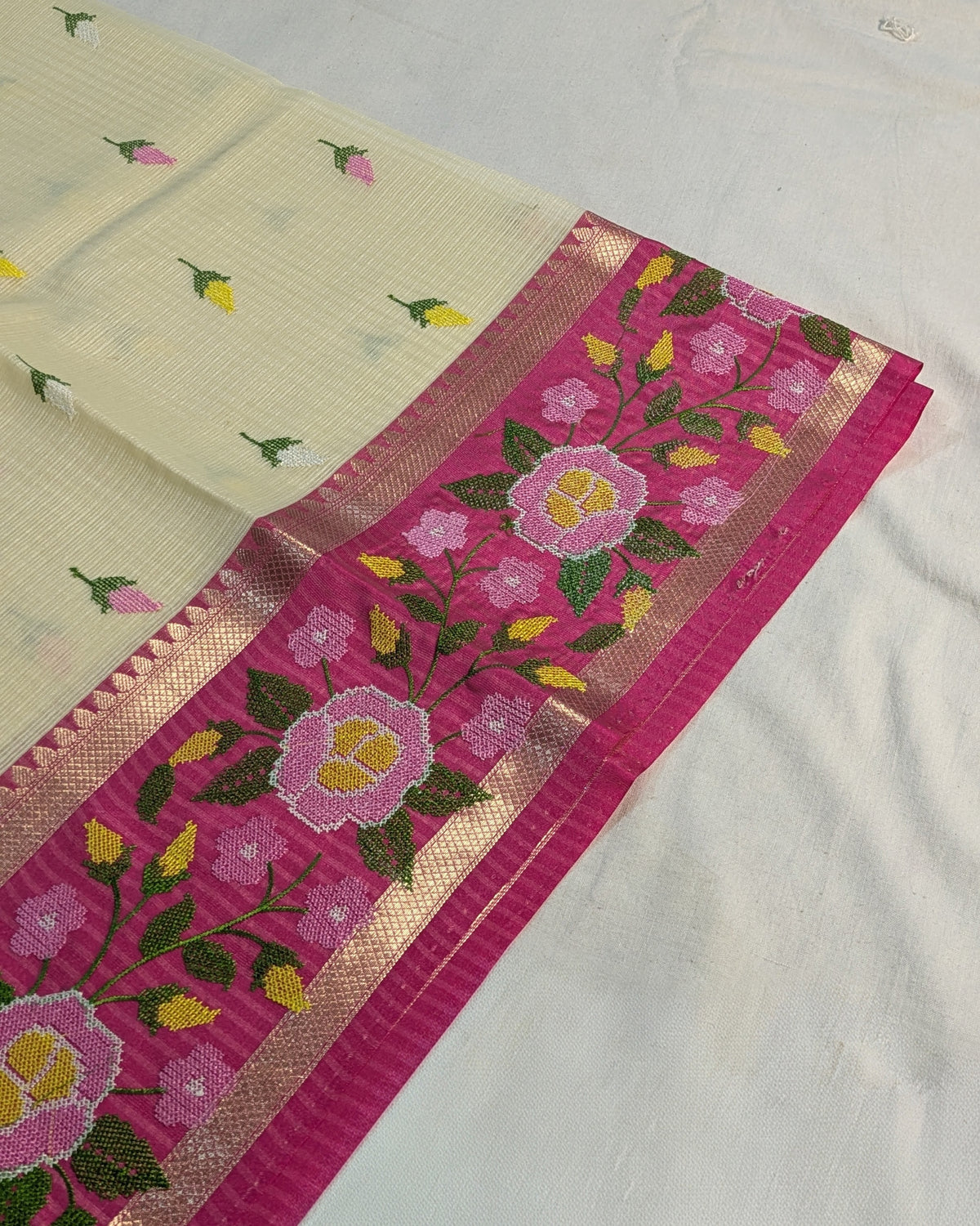 Kota Banarasi Embroidered Sari Off-white 2