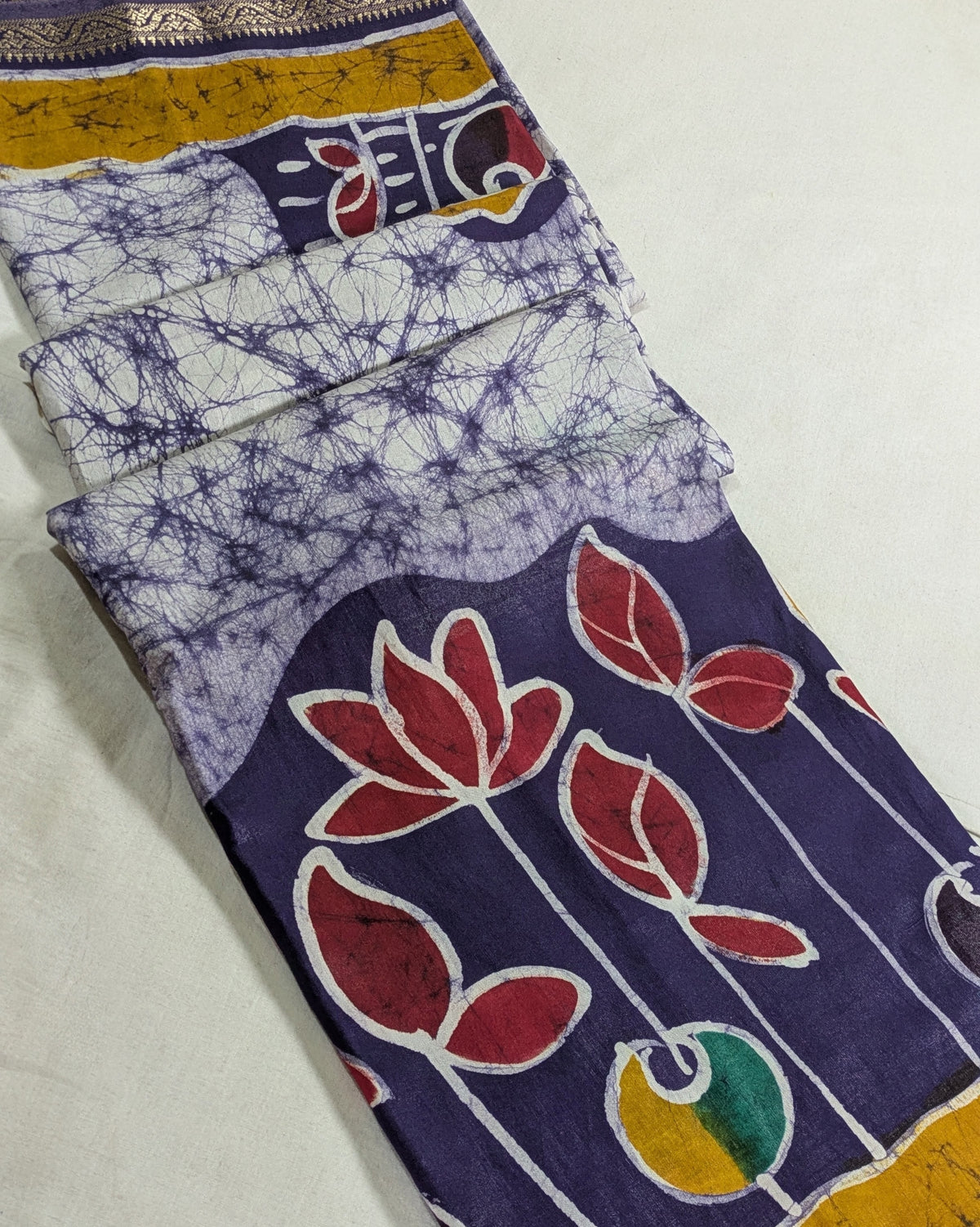 Maheswari Batik Sari Lotus Design