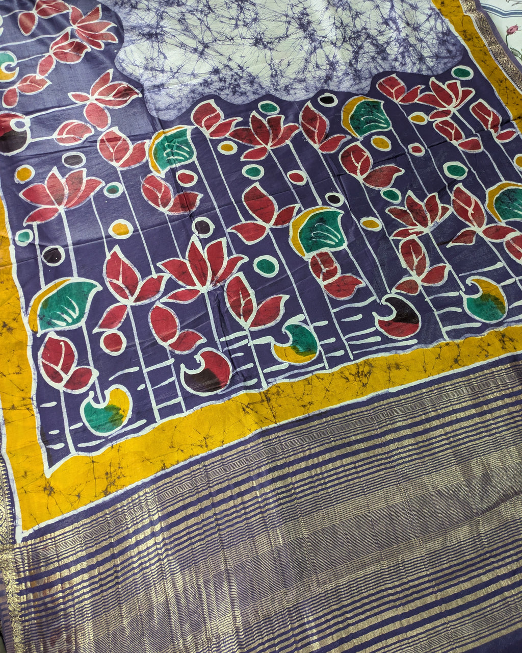 Maheswari Batik Sari Lotus Design