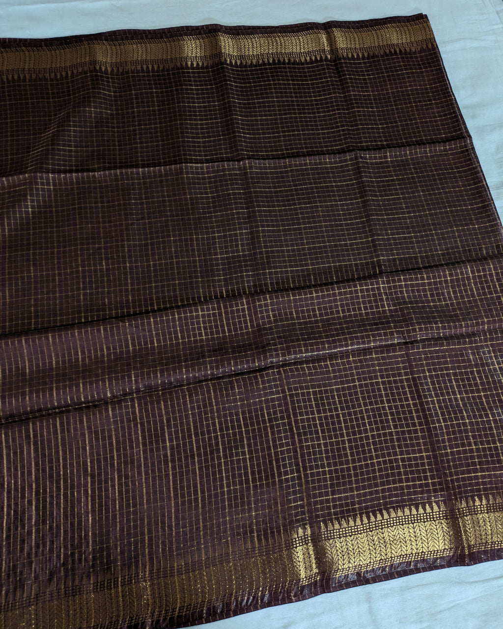 Stylish Check Sari with Blouse Piece Brown