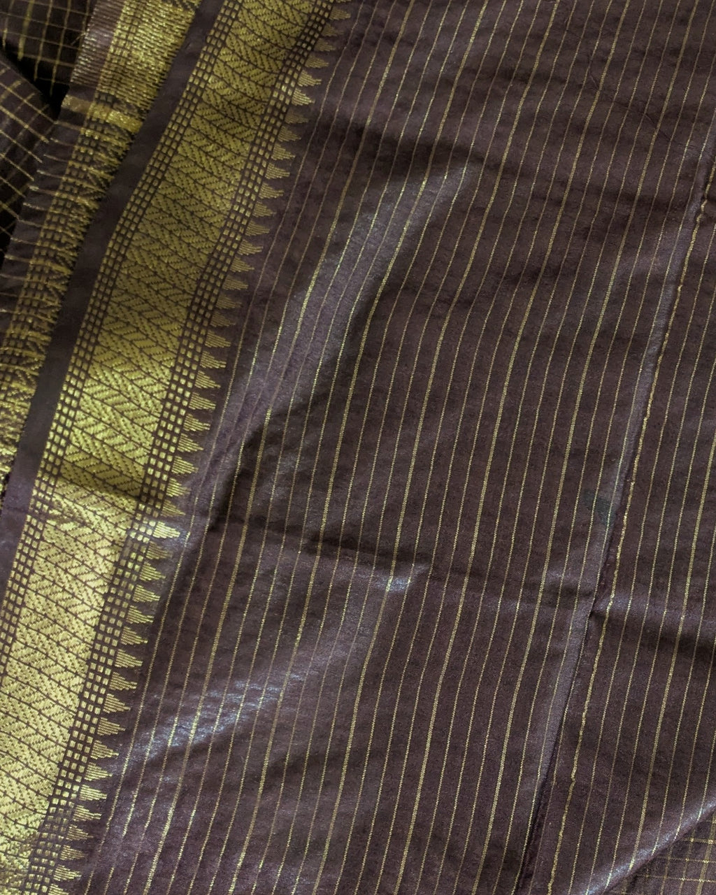 Stylish Check Sari with Blouse Piece Brown