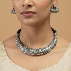 Choker Necklace with Earrings